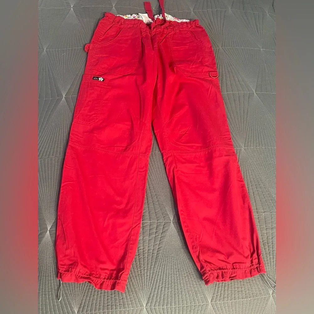 Work Scrubs Women’s‎ Size Medium Tops and Medium Petite Pants - Picture 11 of 12